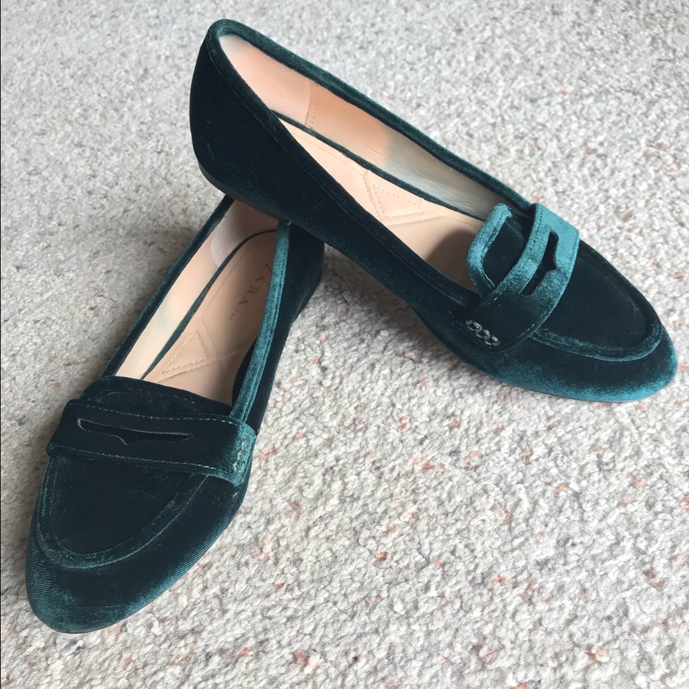CCO Zara green velvet loafers 38